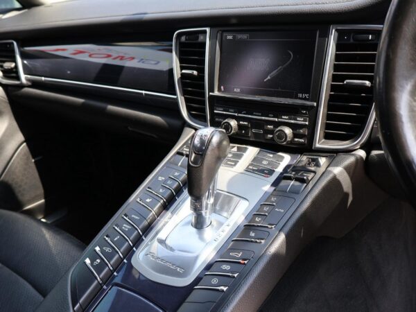 2011 Porsche Panamera 4S Auto - Image 9